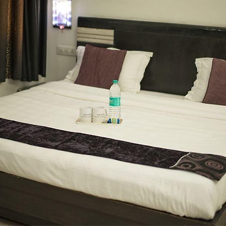 Aura Suites Gurgaon Dış mekan fotoğraf